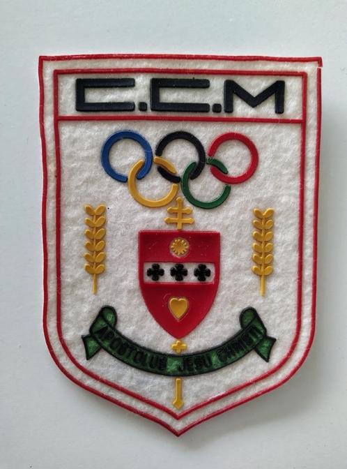 Ecusson / Patch Vintage - C.C.M. Jeux Olympiques (Hockey sur, Collections, Broches, Pins & Badges, Utilisé, Bouton, Sport, Enlèvement ou Envoi