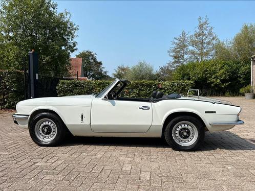 Spitfire 1300, 1973, Autos, Triumph, Entreprise, Spitfire, Toit ouvrant, Essence, Cabriolet, 2 portes, Boîte manuelle, Blanc, Noir