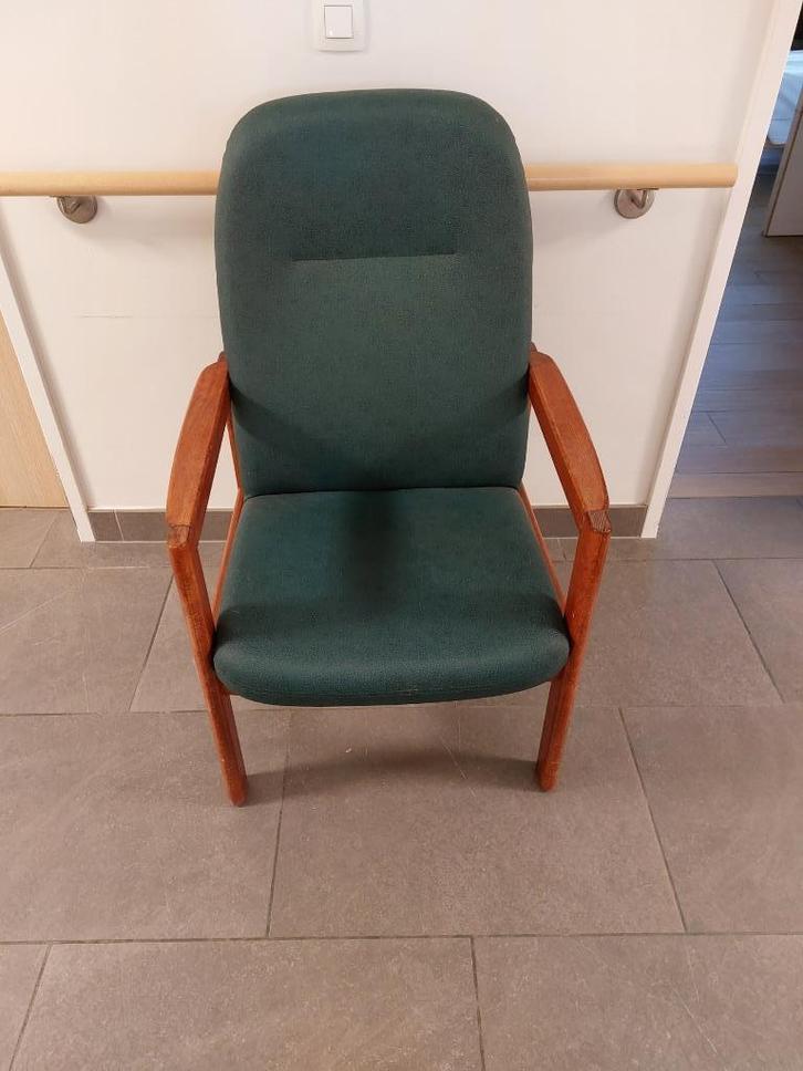 senioren zetel, Huis en Inrichting, Zetels | Zetels, Zo goed als nieuw, Rechte bank, Eenpersoons, Minder dan 150 cm, Minder dan 75 cm