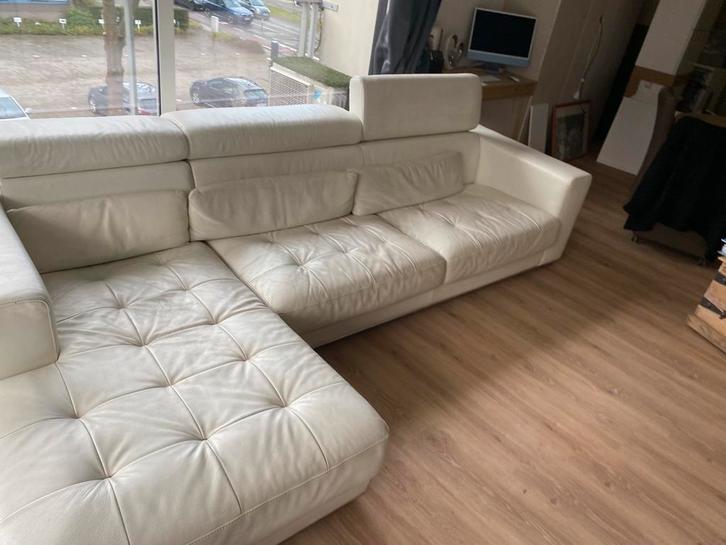 Chaise blanche crème avec chaise longue, Maison & Meubles, Canapés | Coins salons complets, Utilisé, Enlèvement