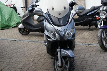 brommers scooters beschikbaar voor biedingen