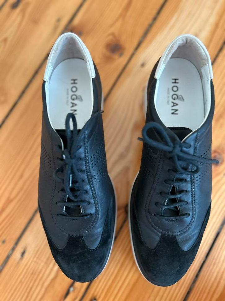 HOGAN 41 authentic prachtexemplaar, Kleding | Dames, Schoenen, Zo goed als nieuw, Ophalen of Verzenden