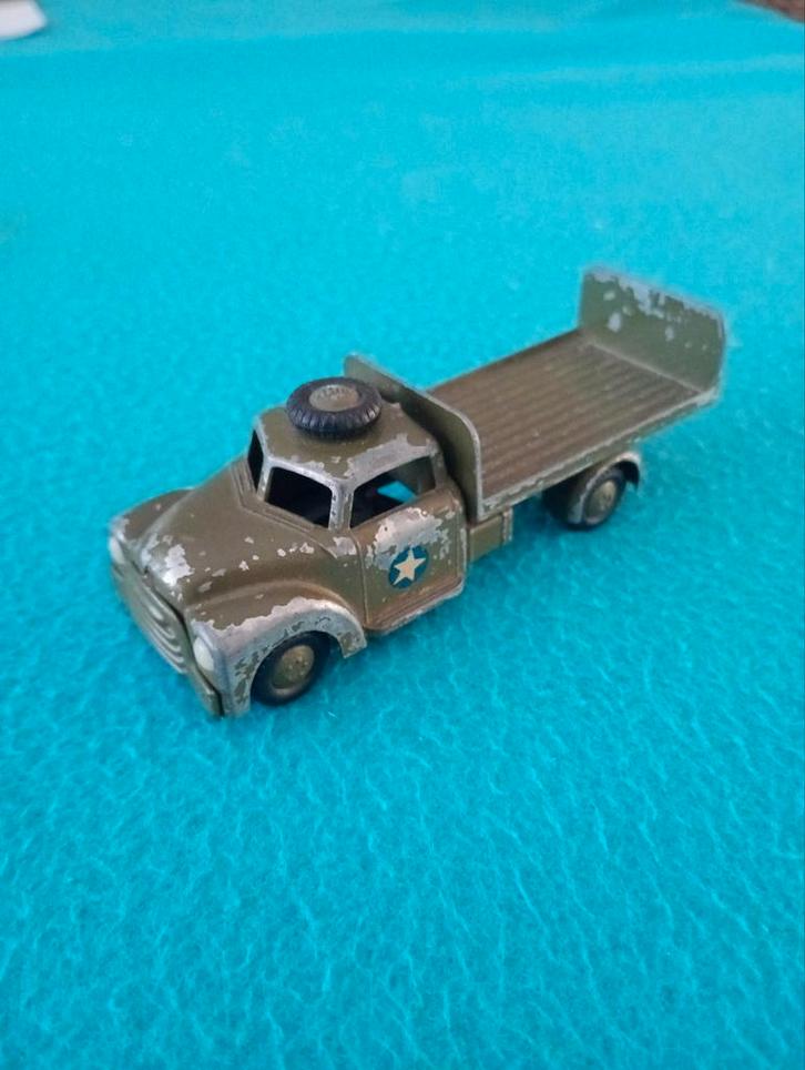 Vilmer legervrachtwagen, Hobby en Vrije tijd, Modelauto's | Overige schalen, Gebruikt, Ophalen of Verzenden