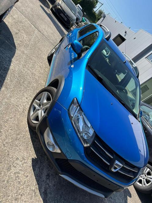 Dacia Sondero Stepway 15dci 90cv Euro5 Gps Clim, Auto's, Dacia, Bedrijf, Sandero Stepway, ABS, Airbags, Airconditioning, Apple Carplay