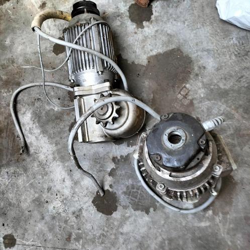electromotor met reductie en rem & 2 snelheden 400v, Doe-het-zelf en Bouw, Motoren, Gebruikt, Elektromotor, Minder dan 1400 rpm