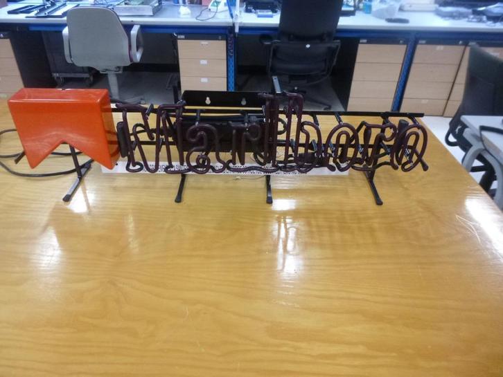 Marlboro neon lichtreclame, Verzamelen, Merken en Reclamevoorwerpen, Gebruikt, Lichtbak of (neon) lamp, Ophalen