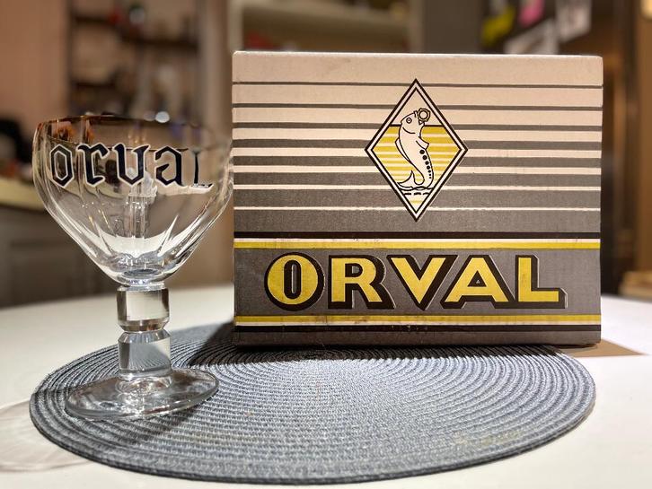 Doos van 12 Orval-flessen - 2016 + 1 Glas (Pack - 3), Verzamelen, Biermerken, Nieuw, Flesje(s), Overige merken, Ophalen