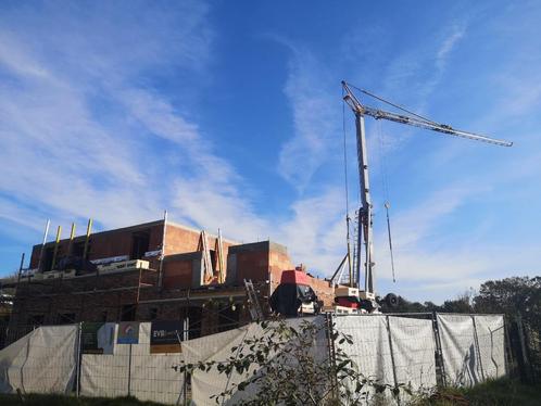 BOUWKRAAN OP 220V MONO. 20Meter 1200kg, gesloten mast, Doe-het-zelf en Bouw, Bouwliften, Gebruikt, Ophalen