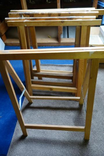 6 schragen voor € 15 beschikbaar voor biedingen