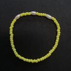 Armband met gele rocailles en witte kralen., Ophalen of Verzenden, Nieuw, Geel, Armband