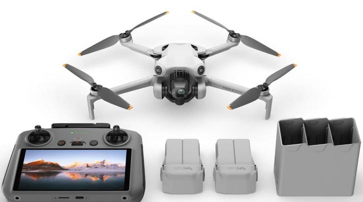 DJI Mini 4 Pro Fly More Combo (DJI RC 2), Audio, Tv en Foto, Drones, Zo goed als nieuw, Drone met camera, Ophalen of Verzenden