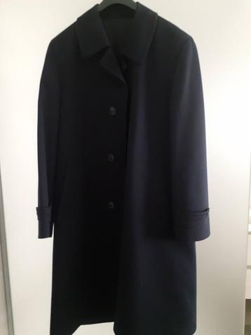 Klassieke donkerblauwe overjas / winterjas voor heren beschikbaar voor biedingen