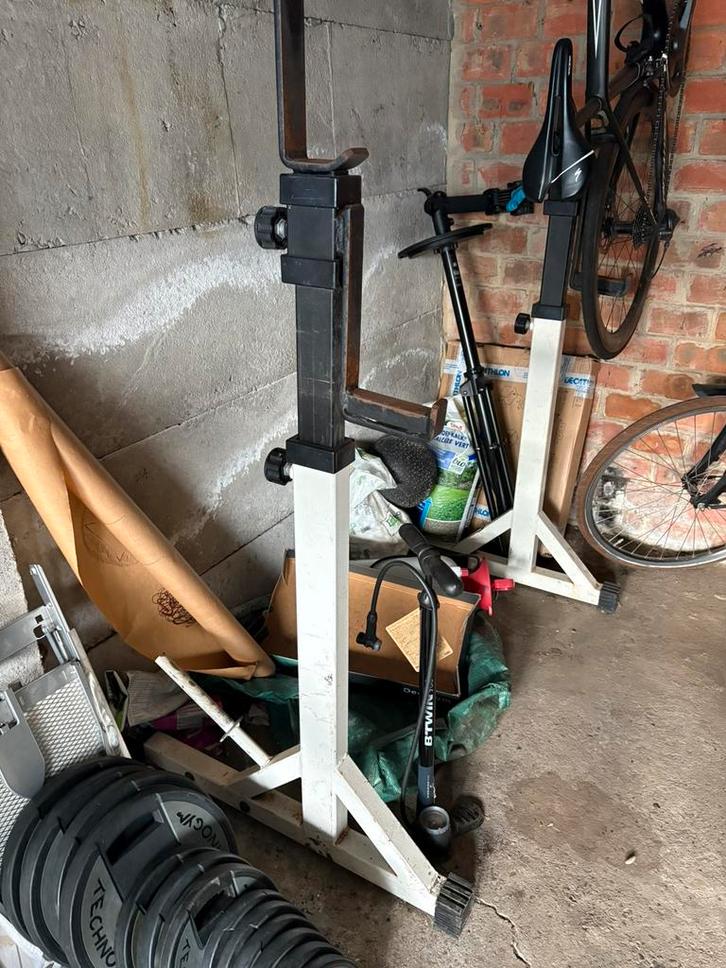 Squat rack / bench rack verstelbare houders, Sport en Fitness, Fitnessmaterialen, Gebruikt, Overige typen, Ophalen