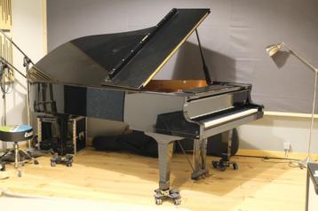 Yamaha C7 Grand Piano (vleugel) beschikbaar voor biedingen