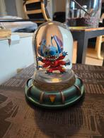Snowglobe Stitch Alien (rare), Verzamelen, Disney, Ophalen of Verzenden, Overige figuren, Gebruikt, Beeldje of Figuurtje