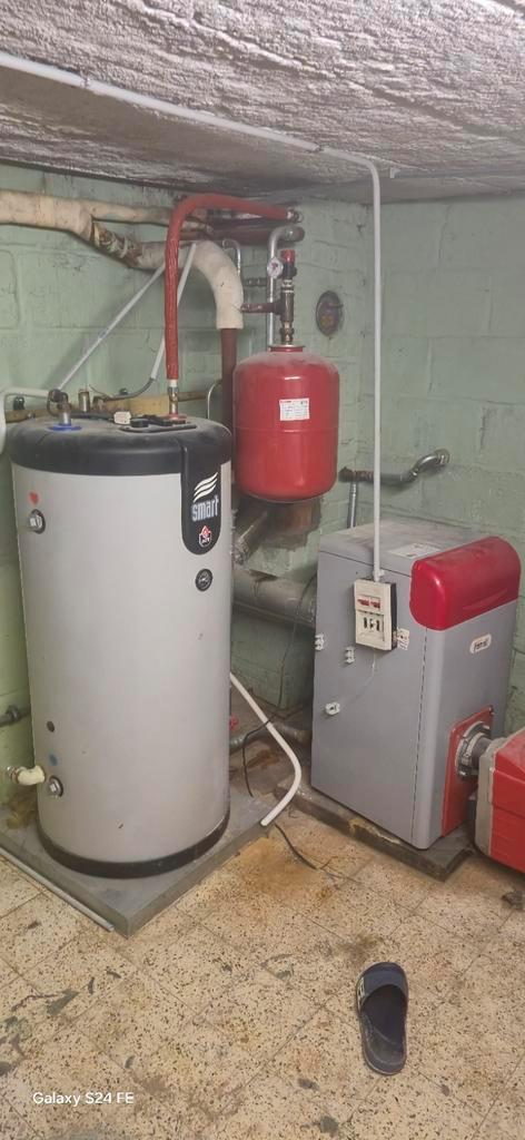 Stookolieketel, opslag boiler en brander, Elektronische apparatuur, Overige elektronische apparatuur, Ophalen
