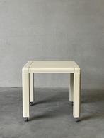 Houten Space Age bijzettafel – crème lak, jaren ’70/’80, Huis en Inrichting, Ophalen, Zo goed als nieuw