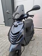 Piaggio Zip 4T Scooter Midnight Blauw FULL OPTION (A-KLASSE), Ophalen of Verzenden, Zo goed als nieuw