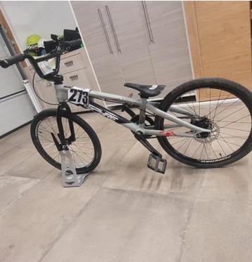 BMX INSPYRE EVO DISK EXPERT 2023  beschikbaar voor biedingen
