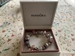 Armband pandora, Pandora, Zo goed als nieuw, Ophalen, 4 bedels of meer