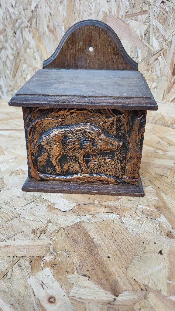 Boîte à tabac / coffret en bois sculpté – sanglier, Antiquités & Art, Art | Sculptures & Bois, Enlèvement