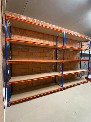 Almasy grootvaksteling. 300x465x61 beschikbaar voor biedingen