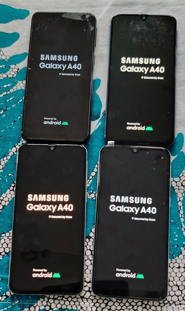 4 x Samsung A40, Telecommunicatie, Mobiele telefoons | Overige merken, Zo goed als nieuw, Ophalen of Verzenden