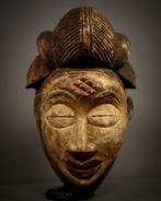 Masque Punu du Gabon de 33 cm de haut, Enlèvement