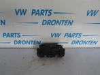 Kachel Bedieningspaneel van een Volkswagen Caddy, Ophalen of Verzenden, 3 maanden garantie, Gebruikt, Volkswagen