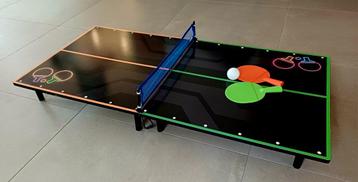 Ping pong tafel met verlichting  beschikbaar voor biedingen