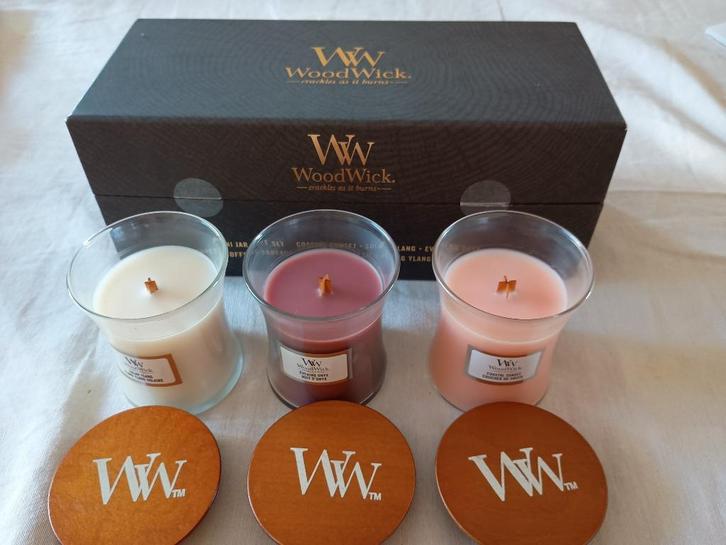 WoodWick geurkaars - Deluxe Giftset mini van 3 kaarsen, Huis en Inrichting, Woonaccessoires | Kandelaars en Kaarsen, Nieuw, Kaars