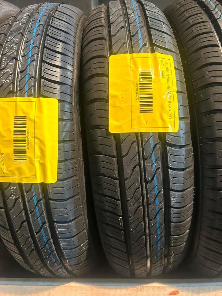 Nieuwe banden aanhangwagens, Auto diversen, Aanhangers en Bagagewagens, Ophalen