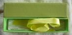 boîte à pralines vide Godiva vert clair (aspect cuir), Collections, Comme neuf, Emballage, Enlèvement ou Envoi