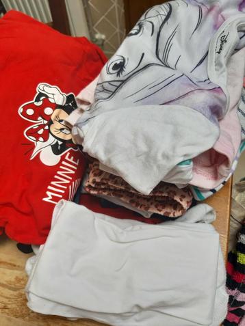 Kleding meisjes 4/6 jaar rokjes t-shirt shorts badjas, Ophalen of Verzenden, Zo goed als nieuw