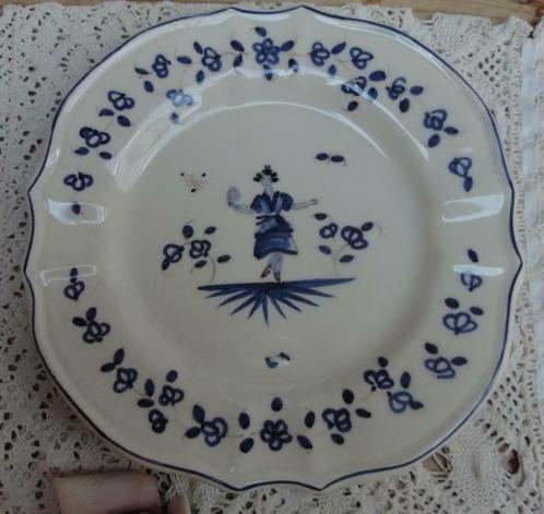 SALE Frans Moustiers ( wand) bordje met blauw motief, Antiek en Kunst, Curiosa en Brocante, Ophalen of Verzenden