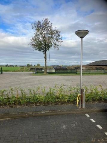 279. parkeerplaats lampen beschikbaar voor biedingen