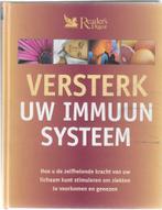 Versterk uw immuun systeem - Reader's Digest, Ophalen of Verzenden, Zo goed als nieuw