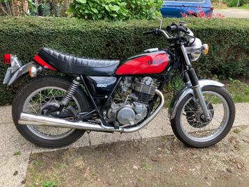 Moto Yamaha SR500 1981 oldtimer-ancêtre