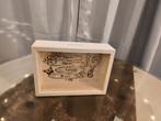 Tirelire en bois pyrogravé, Enlèvement, Comme neuf