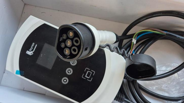 Lader Feyree rfid / wifi / app bediening, Auto diversen, Laadpalen, Zo goed als nieuw, Ophalen of Verzenden
