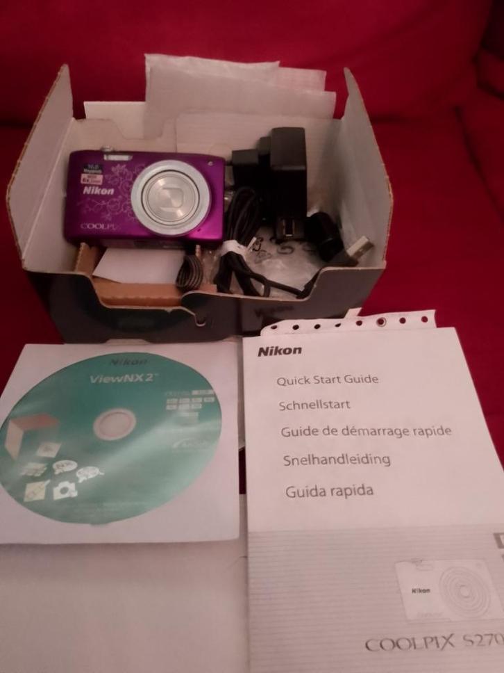 Nikon Coolpix S2700 digitale camera 100 euro, Audio, Tv en Foto, Fotocamera's Digitaal, Zo goed als nieuw, Compact, Nikon, Ophalen