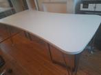 Moderne tafel, Huis en Inrichting, Ophalen, Zo goed als nieuw