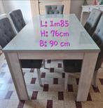 Table avec verre de protection et 6 chaises, Enlèvement