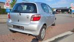 toyota yaris 1.3i AUTOMAAT AL BLANCO GEKEURD 5 deurs 2002, Automaat, 63 kW, 4 cilinders, Bedrijf