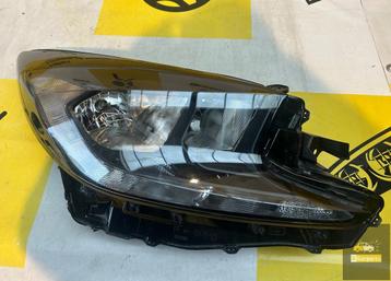 Toyota Aygo X Rechts voor koplamp origineel 2022-Heden beschikbaar voor biedingen