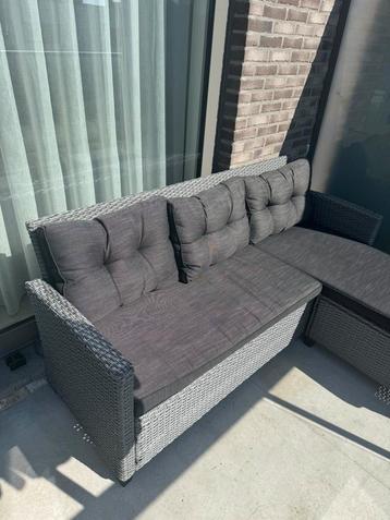 Loungeset voor tuin of terras – 3-zits met chaise longue beschikbaar voor biedingen