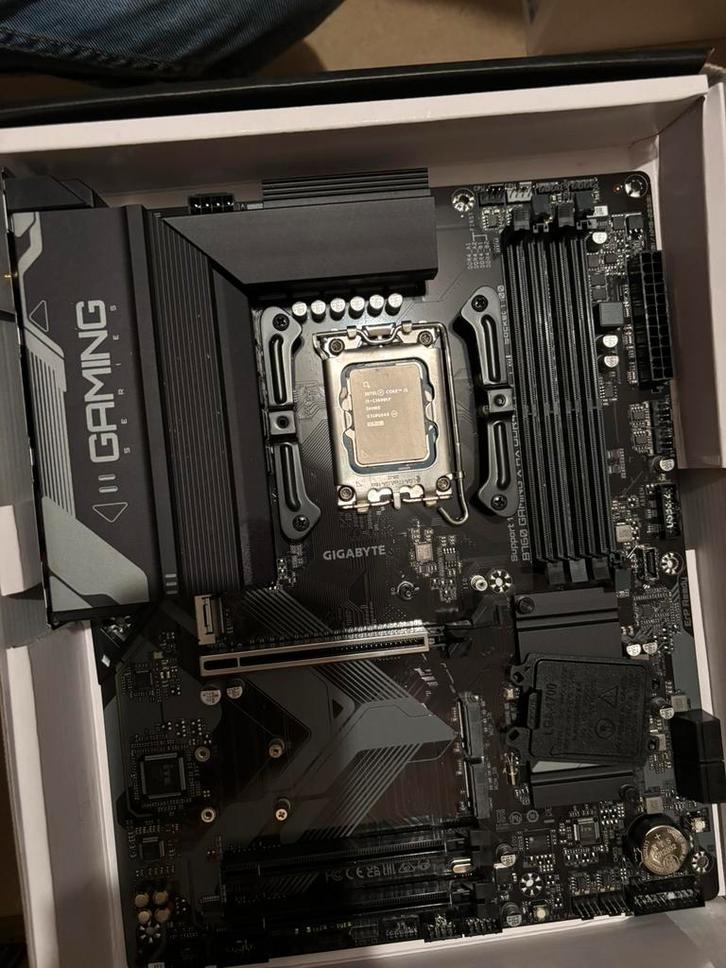 PACK 4p. config PC (Carte mere, Processeur, Alim, Ventirad), Computers en Software, Desktop Pc's, Gaming, Ophalen