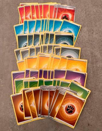100 energy kaarten - pokémon beschikbaar voor biedingen