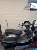 Vespa gts300 super sport, Sportuitlaat, 300 cc, Minimaal motorrijbewijs A2, 1 cilinder