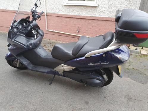 Kogelvrije HONDA FJ600 A7 SILVER WING 2011, Motoren, Motoren | Honda, Particulier, Scooter, meer dan 35 kW, 2 cilinders, Ophalen